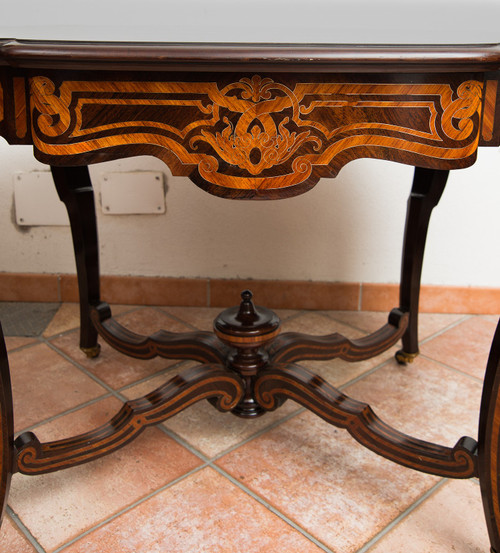 Table ancienne Française Napoléon III, époque 19ème Siècle.