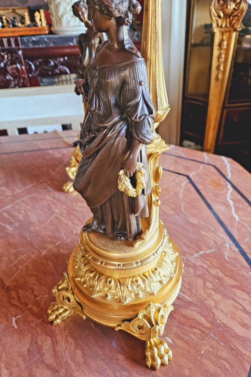 Henri Picard Pair of Lamps "aux Vestales" Gilt and Patinated Bronze Signed
