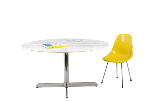 Florence Knoll for Knoll. Table in marble and chromed metal. Circa 1960. LS55671908U