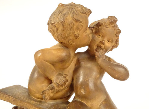 Scultura in Terracotta Emmanuel Villanis Bacio Infantile di Putti Fine XIX Secolo