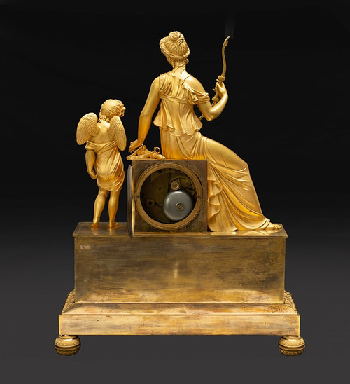 Alte französische Empire-Uhr aus dem 19. Jahrhundert.