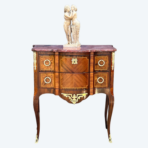 COMMODE ANCIENNE DU XIXe EN MARQUÈTERIE AVEC DESSUS MARBRE DE STYLE TRANSITION