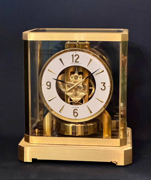 JAEGER-LECOULTRE ATMOS Uhr aus vergoldetem Messing 