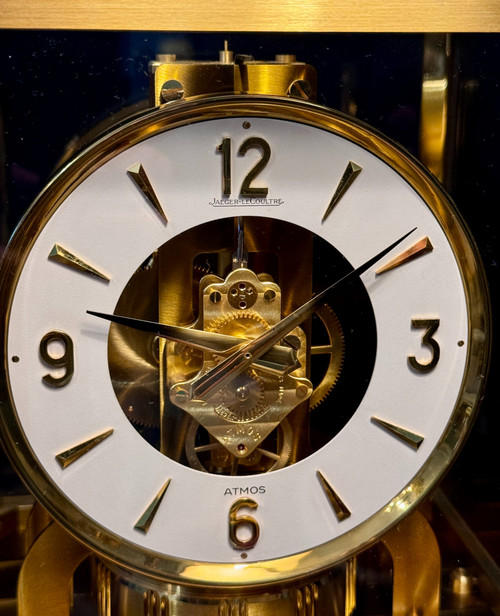 JAEGER-LECOULTRE ATMOS Uhr aus vergoldetem Messing 