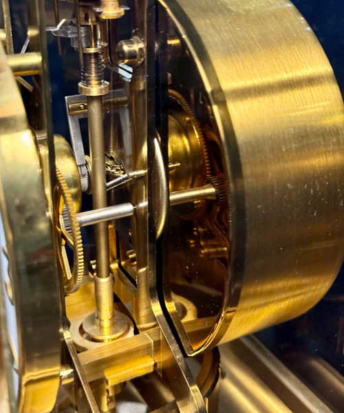 JAEGER-LECOULTRE ATMOS Uhr aus vergoldetem Messing 