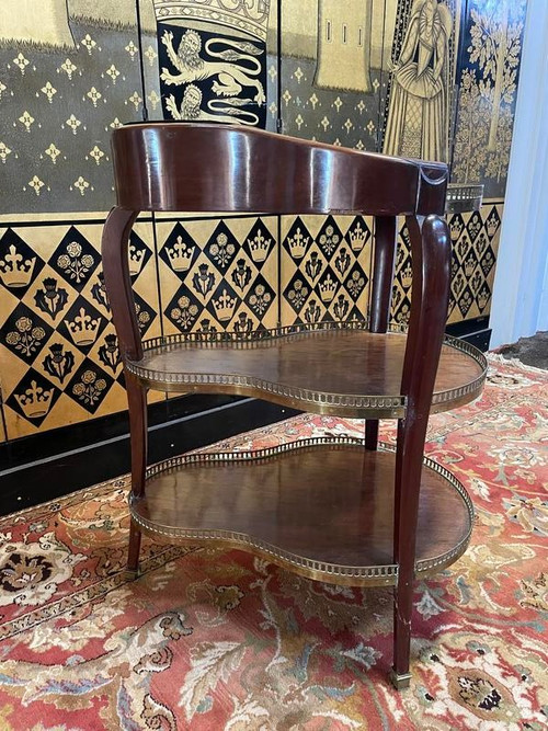 Kühler im Louis XVI-Direcroire-Stil