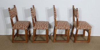  Suite di quattro sedie in rovere in stile monastico - Inizio XX secolo