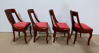  Suite di quattro Sedie a Gondola in Mogano, Periodo di Restauro - Prima parte del XIX secolo
