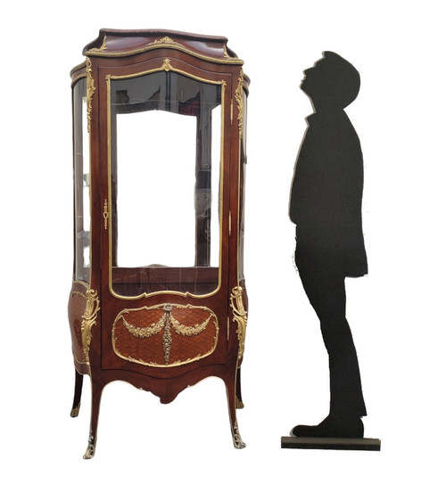 Vetrina curva in intarsio e bronzo, Napoleone III, XIX secolo