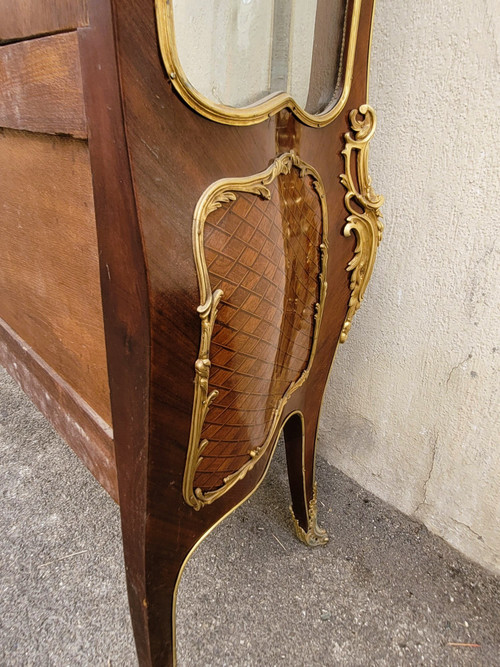 Vetrina curva in intarsio e bronzo, Napoleone III, XIX secolo