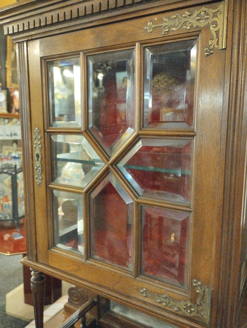 Display cabinet - Walnut - Brass - C. 1900.