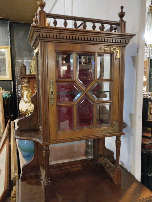 Display cabinet - Walnut - Brass - C. 1900.