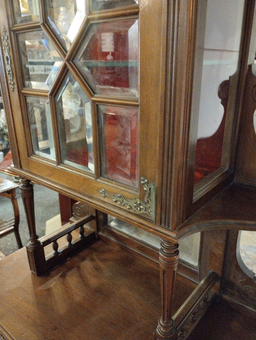 Display cabinet - Walnut - Brass - C. 1900.
