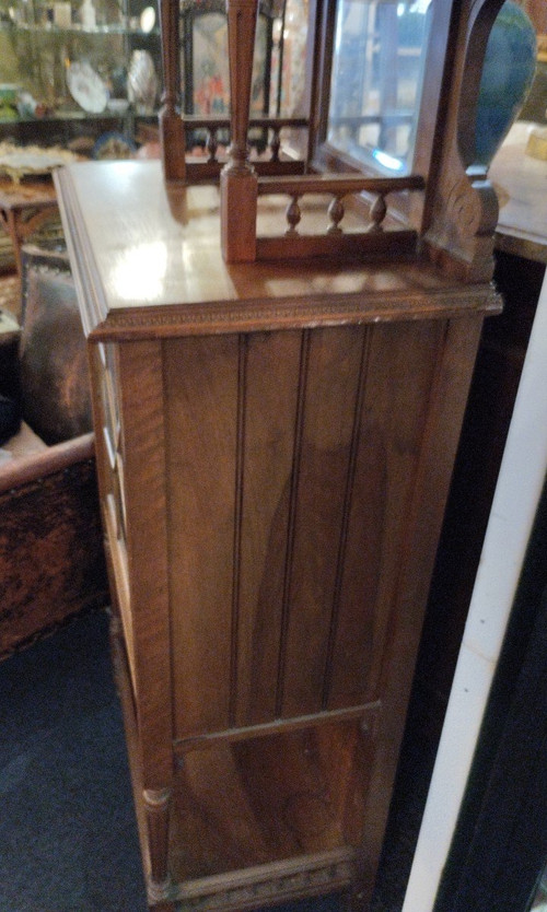 Display cabinet - Walnut - Brass - C. 1900.