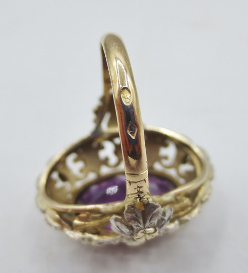 Ring, Gold und Amethyst.