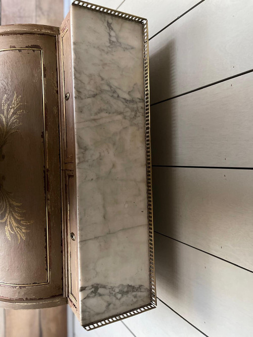 Bureau à cylindre Louis XVI datant du 18e siècle très belle patine 