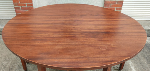 Großer Design-Klapptisch