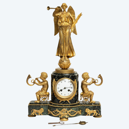 Antico orologio francese Napoleone III, XIX secolo.