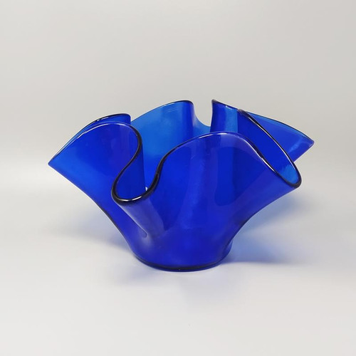 Blaue Vase "Fazzoletto" von Dogi aus Muranoglas, 1970er Jahre. Hergestellt in Italien