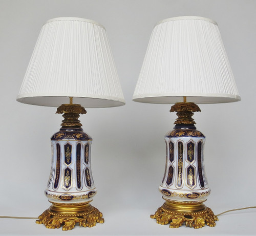 Lampes en porcelaine de Bayeux.  