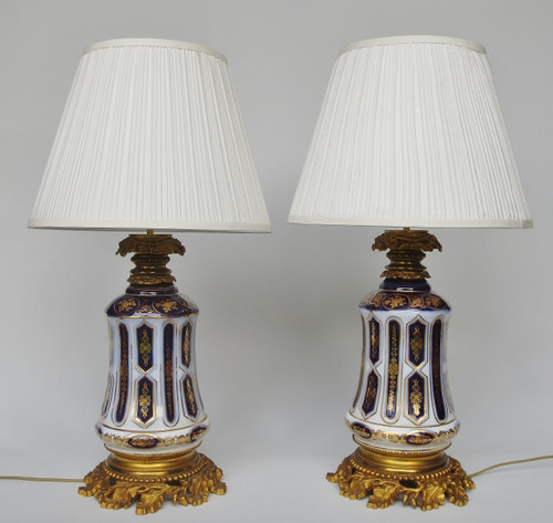 Lampes en porcelaine de Bayeux.  