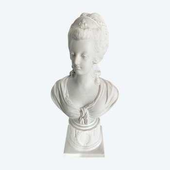 Biscuit bust of Marie Antoinette – Late 19th century