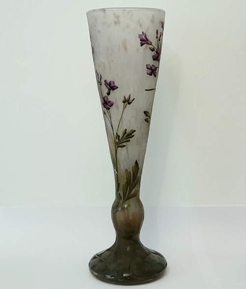 Vase DAUM émaillé à décor de cardamines des près et Lierre vers 1910