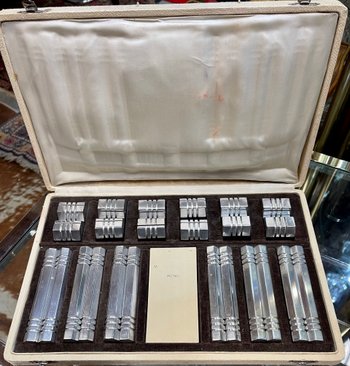 PORTE-COUTEAUX ET PORTE-MENUS ART DECO DÉSIGNÉ PAR LOUIS PRODHON. C.1930