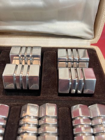 PORTE-COUTEAUX ET PORTE-MENUS ART DECO DÉSIGNÉ PAR LOUIS PRODHON. C.1930