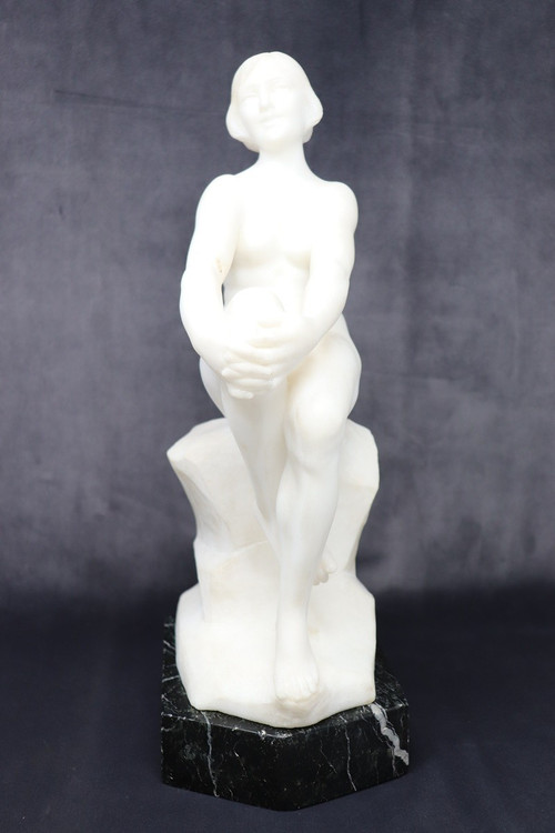 Sculpture Art Déco en Marbre Blanc, 1920s