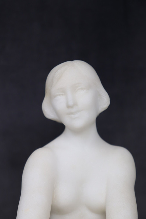 Sculpture Art Déco en Marbre Blanc, 1920s