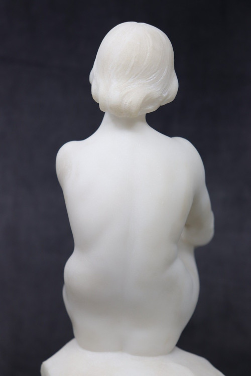 Sculpture Art Déco en Marbre Blanc, 1920s