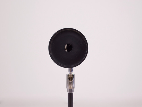 Modernistische, verstellbare Spot-Wandleuchte.