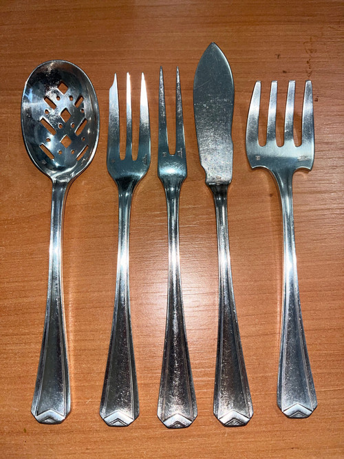 Christofle Chevron Art Deco hors d'oeuvres set