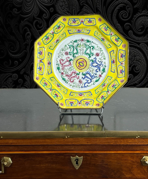 OCTOGONAL PLAT IN ENAMELLED COPPER " CANTON CHINOIS XIXe SIÉCLE " DINASTIE QING