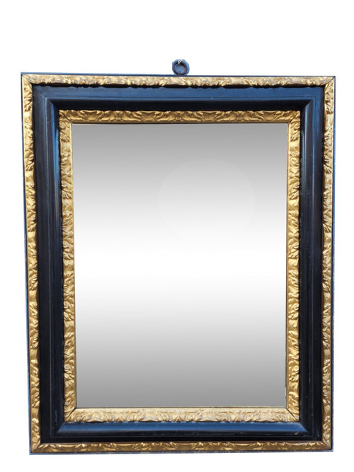 Specchio in legno annerito e dorato, XVII secolo