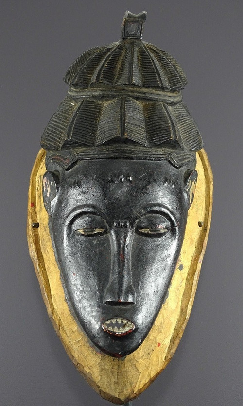 Côte D’ivoire, Peuple Gouro, Années 1940/1950, Masque De Danse Féminin « Gu ».