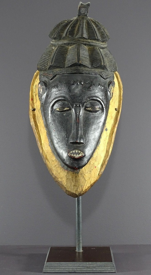 Côte D’ivoire, Peuple Gouro, Années 1940/1950, Masque De Danse Féminin « Gu ».