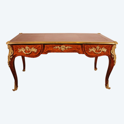 Bureau Plat De Style Louis XV En Bois De Rose