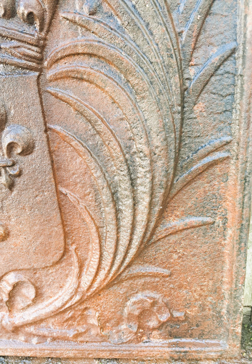 Cast iron fireback decorated with the Royal coat of arms of France dated 1659 19th century