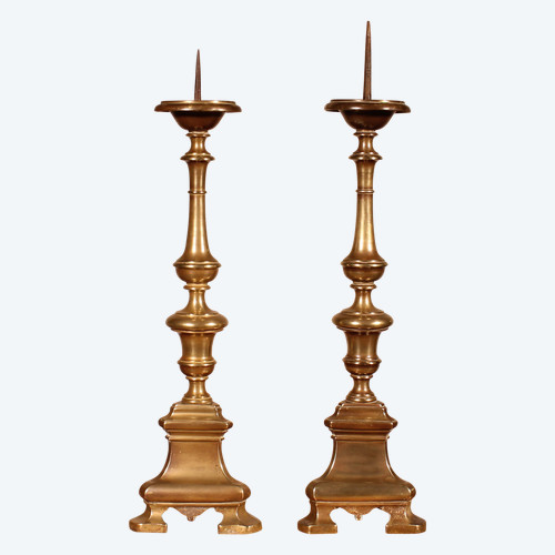 Coppia di candelieri in bronzo italiani della fine del XVII secolo