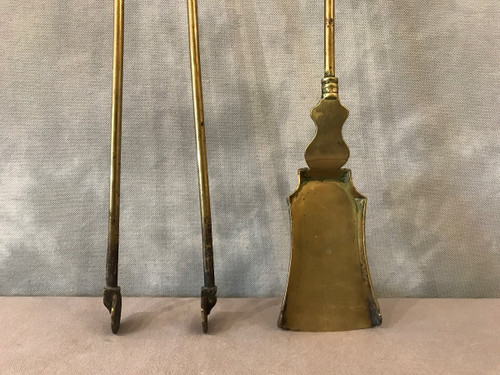 Set of a 19th century brass fireplace shovel and tongs