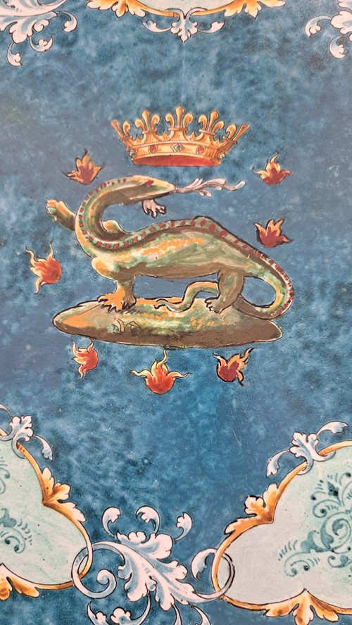 Large Blois earthenware dish with Salamander decoration, François 1er