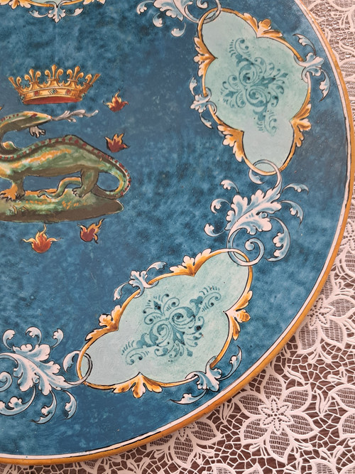 Large Blois earthenware dish with Salamander decoration, François 1er