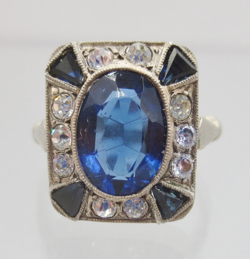 Art-Deco-Ring.  