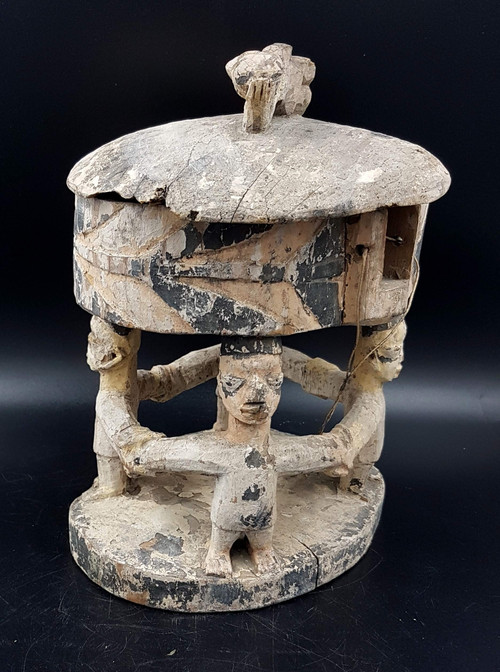 Scatola per divinazione "opon Igede Ifa", Yoruba, Benin o Nigeria