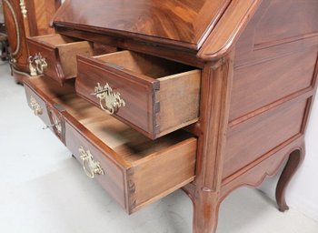 Bureau de pente Louis XV d'Armateur en Acajou - Région Nantaise  XVIIIe