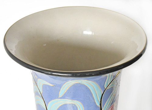 Importante vaso in ceramica smaltata con decoro floreale (H=102,5cm) 