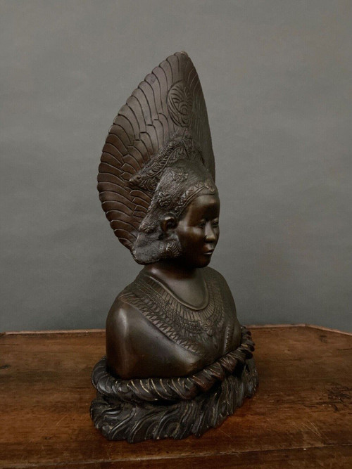 Balinese Indochinese dancer bust bronze peacock wheel crown