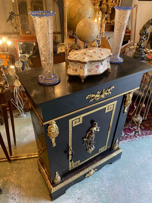 Napoleon III. Epoche Stützmöbel Aus Geschwärztem Holz Und Vergoldeten Bronzen XIX.